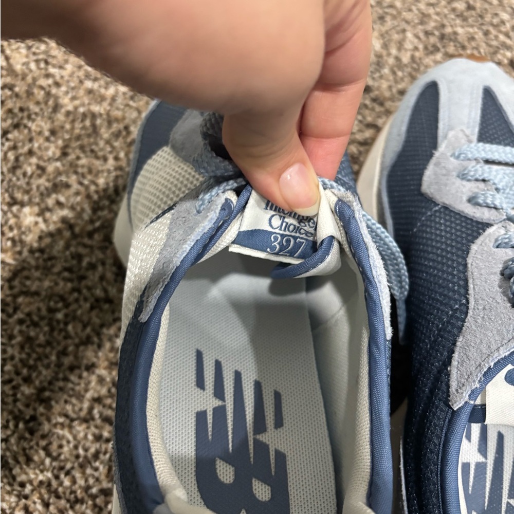 New Balance Navy and Light Blue Athletic Sneakers The Intelligence Choice 327 - Picture 6 of 7